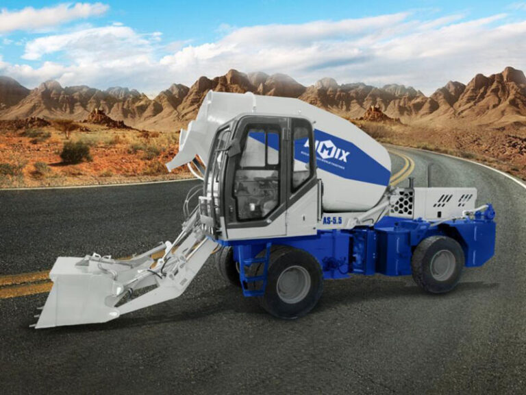 Self Loading Mobile Concrete Mixer Operate Self Loading Mixer