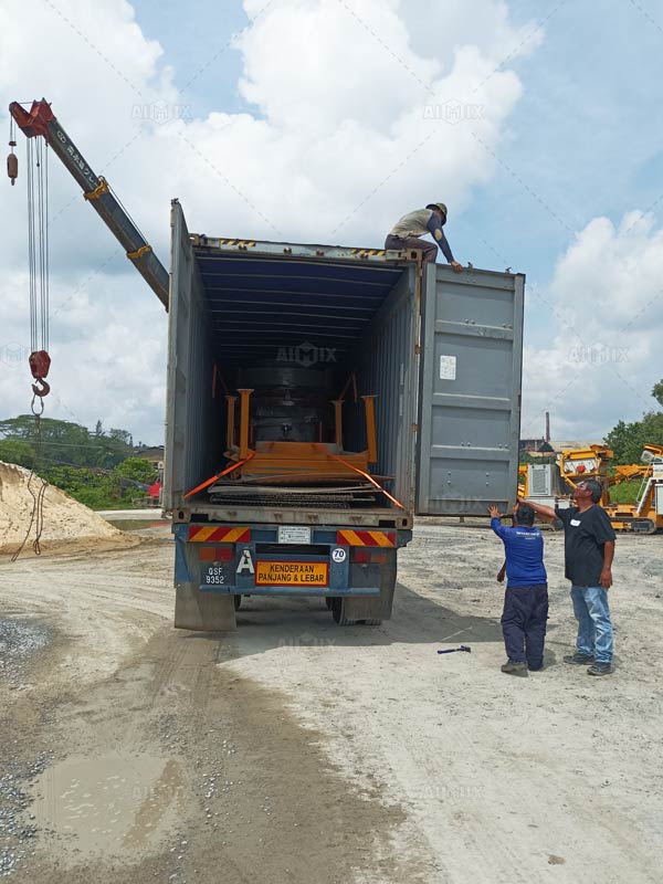 unload crusher components