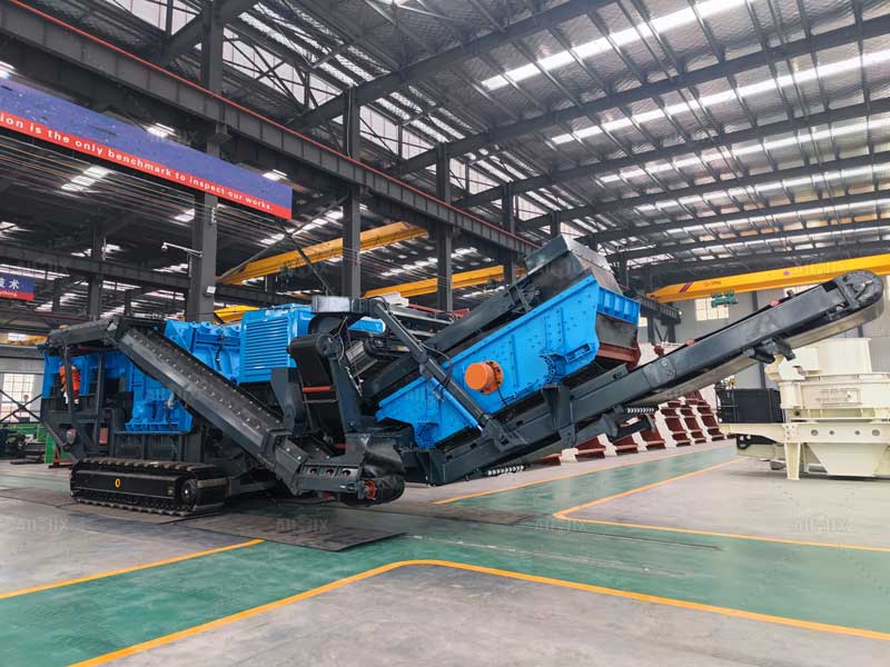 crawler concrete crusher in factory
