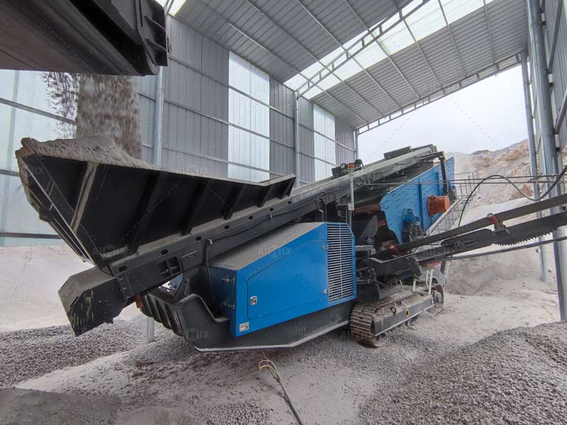 crawler stone crusher plant working in the Philippines