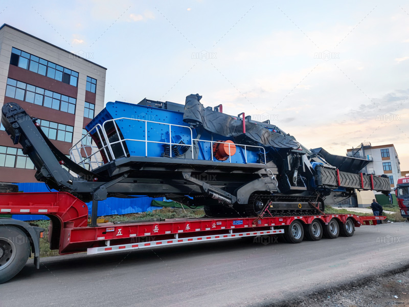 crawler mobile crusher on the way