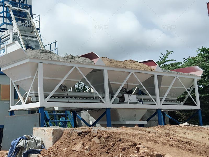 Aggregate System of mobile concrete batching plant