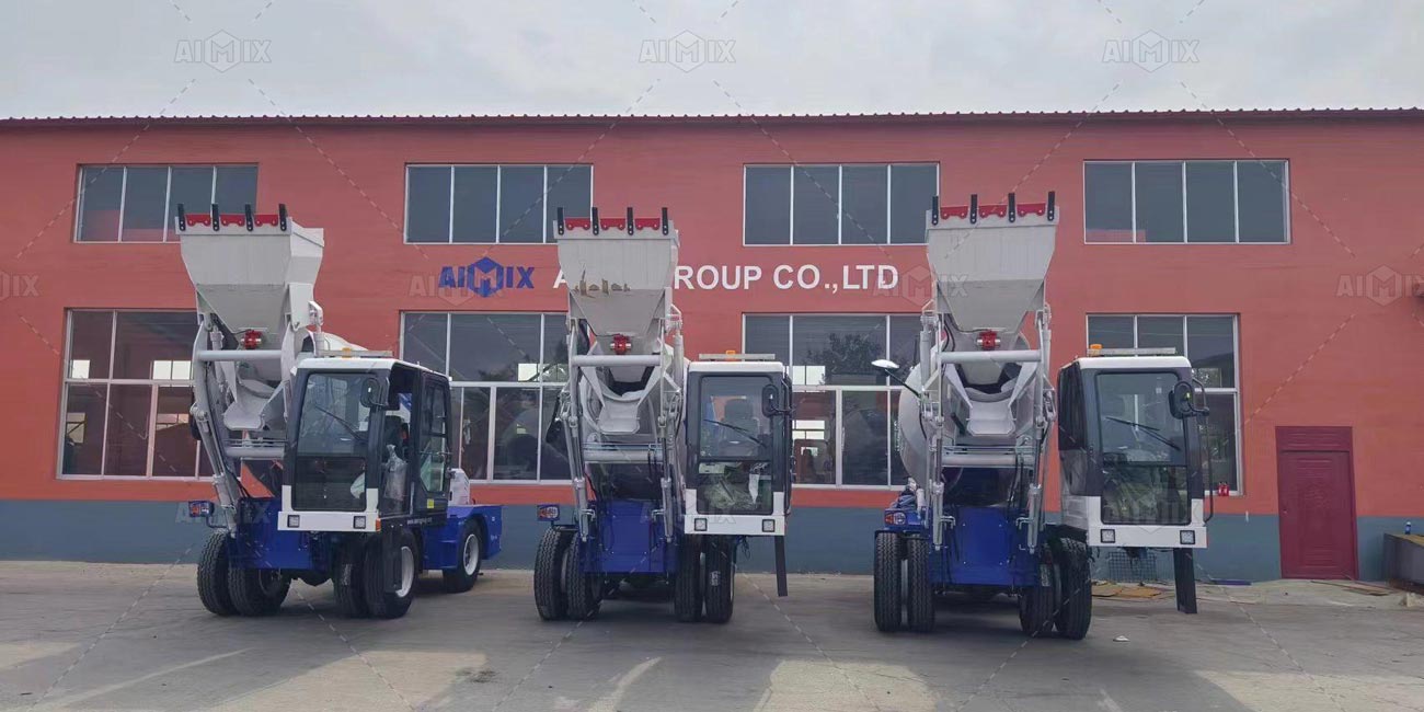 Three Sets Self Loading Concrete Mixers to Philippines 
