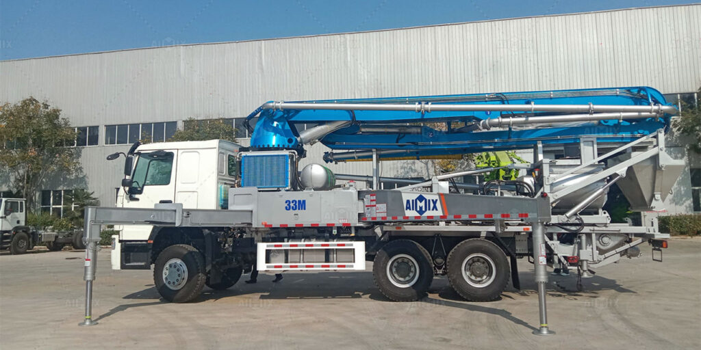33M Boom Concrete Pump for Building Construction in Jamaica