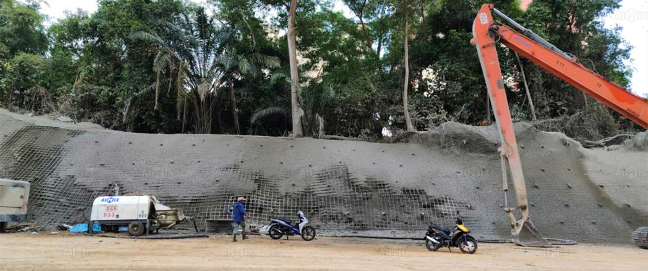 Mortar Spraying Concrete Pump in Malaysia Construction Site 2025.2