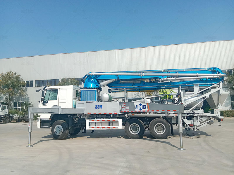 33m boom concrete pump trucks Bangladesh