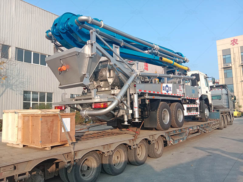 shipment of diesel concrete pump truck with 33m boom