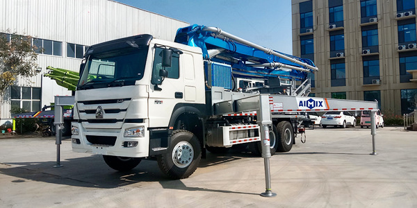 truck chassis boom concrete pumps diesel