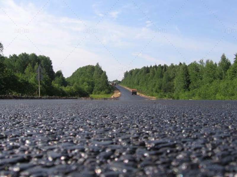 white papaer ob asphalt roads