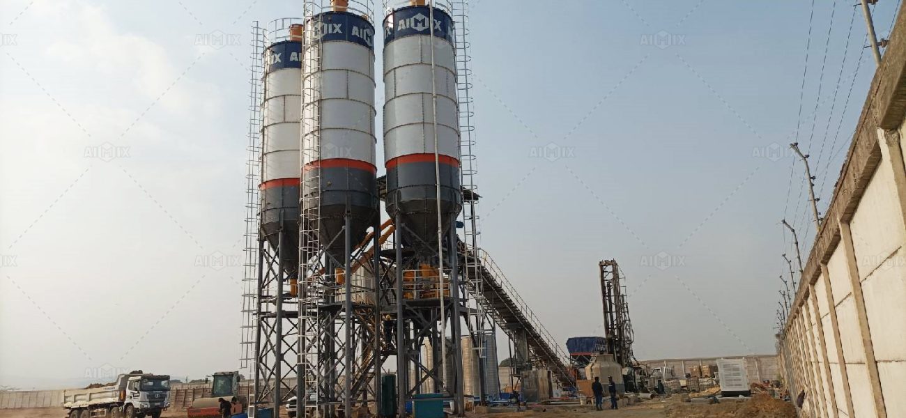 AJ90 batching plant for commercial concrete production in Ecuador