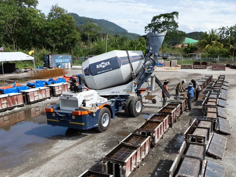 Aimix self loading concrete transit mixers