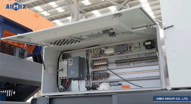 Dust-Proof Electrical Design on the mobile crushing equipment