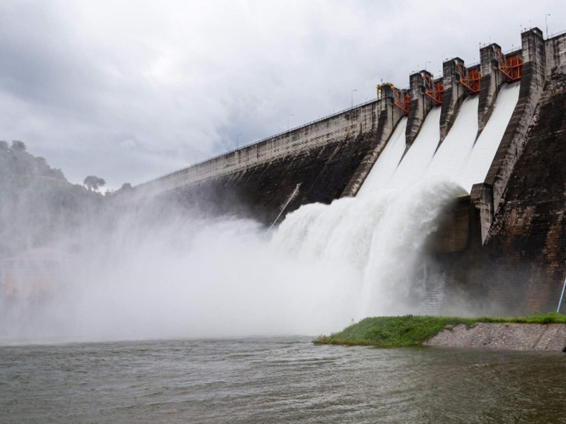 Guinea Conakry hydroplant needs trailer or wheel mounted concrete pump