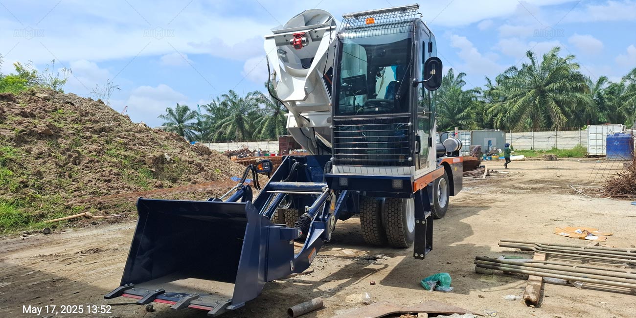 AS-3.5 Self loading concrete mixer working in medan Indonesia