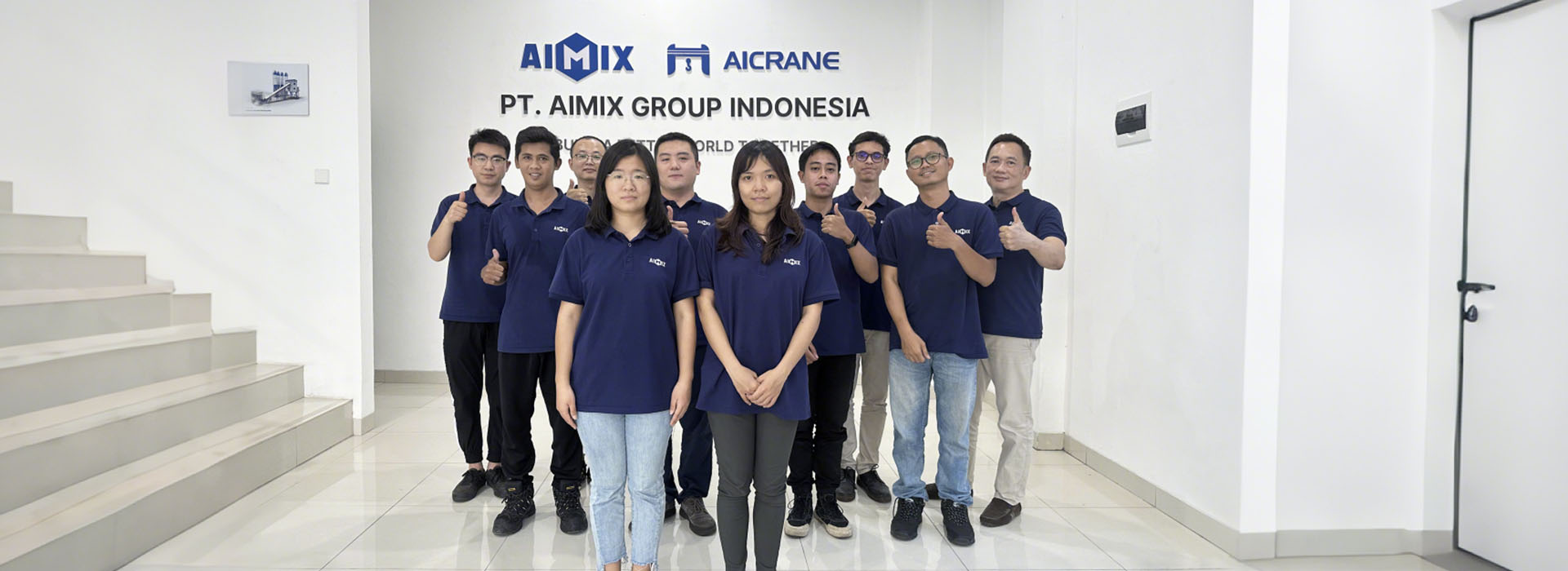 PT AIMIX GROUP INDONESIA service team in asphalt plant