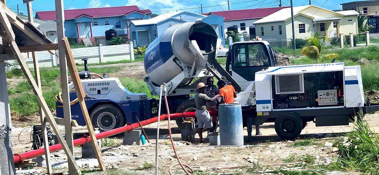 combined concrete pump and self loading mixer for projects in South Africa