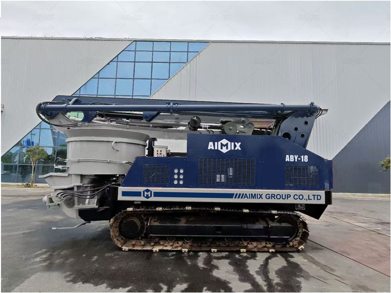 18M crawler chassis boom concrete pump for sale UAE