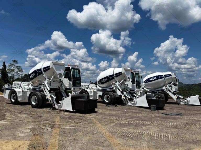 what is a self loading concrete mixers machine