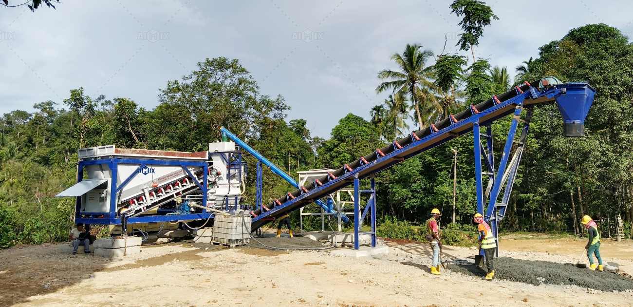 AJSY35 compact mobile concrete plant for sale in Malaysia for roadbed paving project