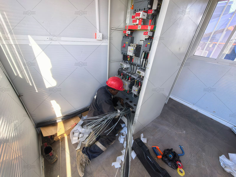 installing electric control parts of mobile crushers on-site