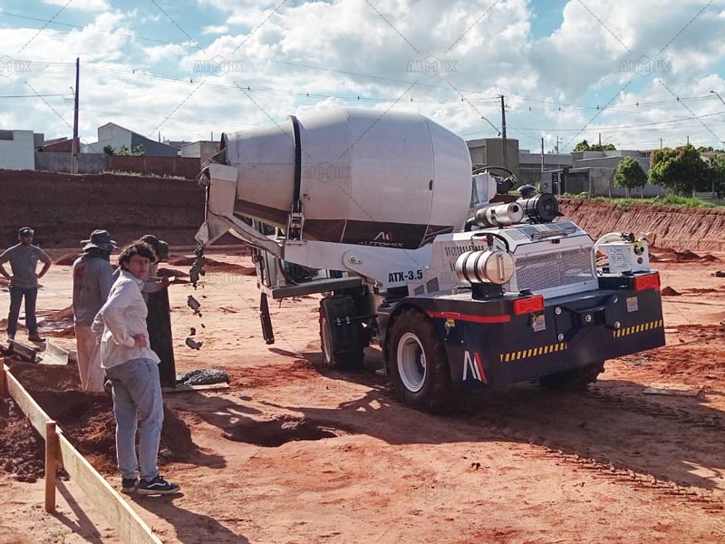Aimix AS-3.5 Self Loading Concrete Mixer for Construction in Brazil