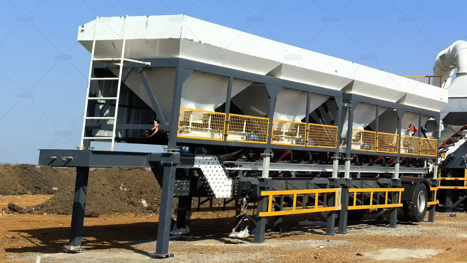 Mobile Cold Aggregate Feeding System of ALYQ-90 mobile asphalt batch plant