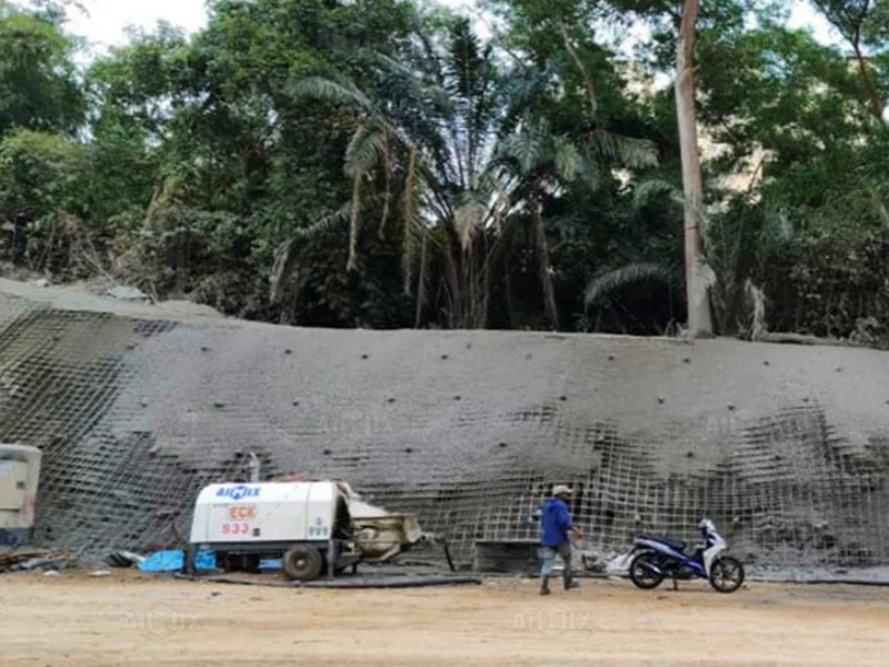 Mortar Spraying Trailer Concrete Pump in Malaysia Construction Site