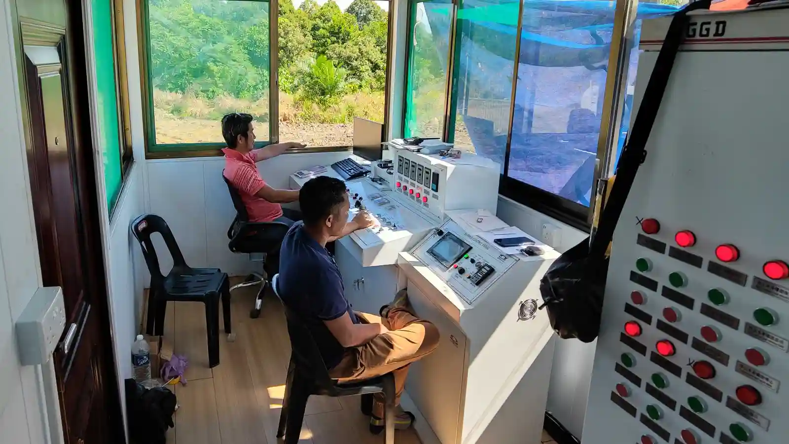 Remote and On-Site Support During Operation
