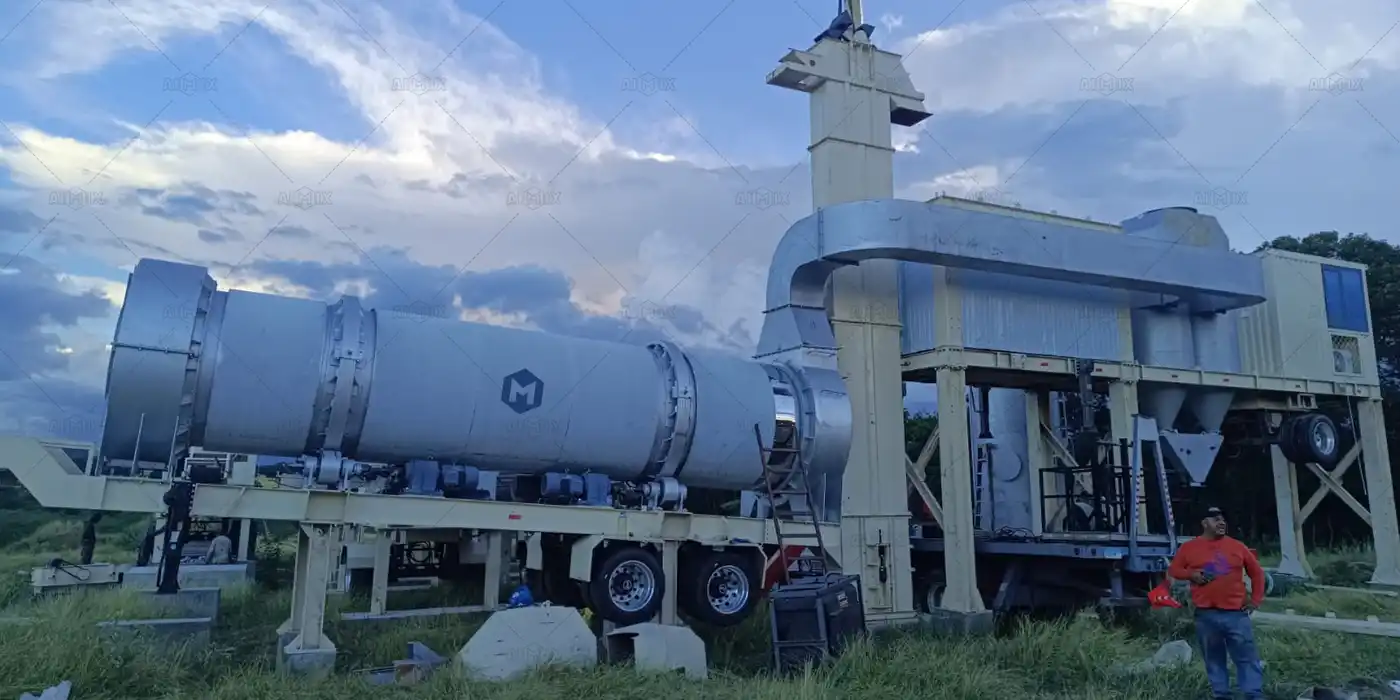 Planta móvil mezcladora de asfalto de 120 TPH para la primera inversión en Santo Domingo, República Dominicana.