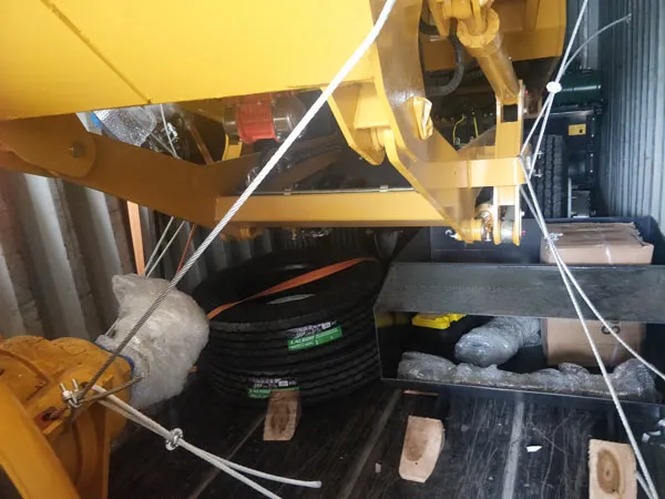 shipment of self loading mixer