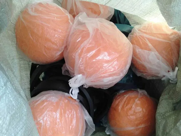 cleaning balls