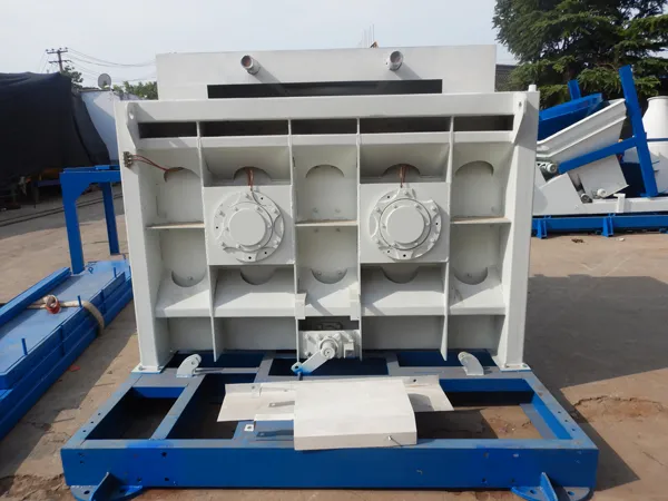back of twin-shaft mixer