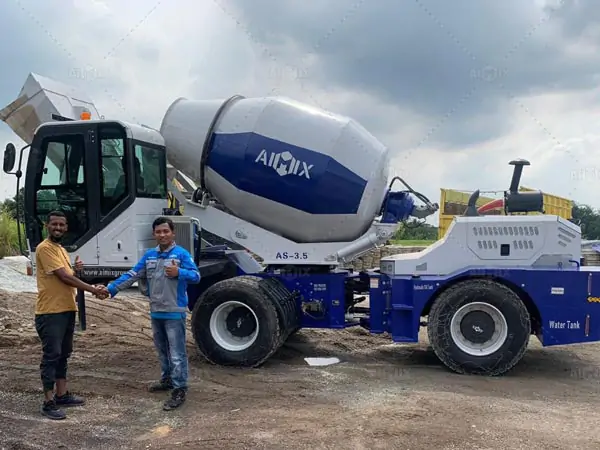 positive feedback of self loading concrete mixer