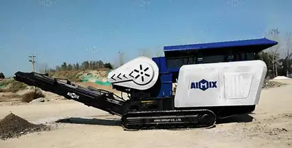 crawler stone jaw crusher mini type for reusing construction waste materials